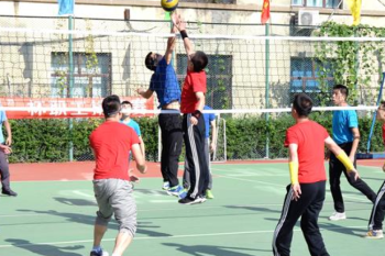 伟德体育第八届“冠军杯”职工排球赛圆满落幕