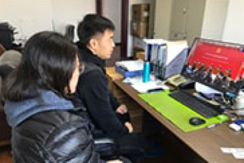 伟德体育组织全院党员干部分散观看十九届六中全会新闻发布会