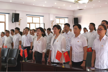 伟德体育组织观看纪念中国人民抗日战争暨世界反法西斯战争胜利80周年大会